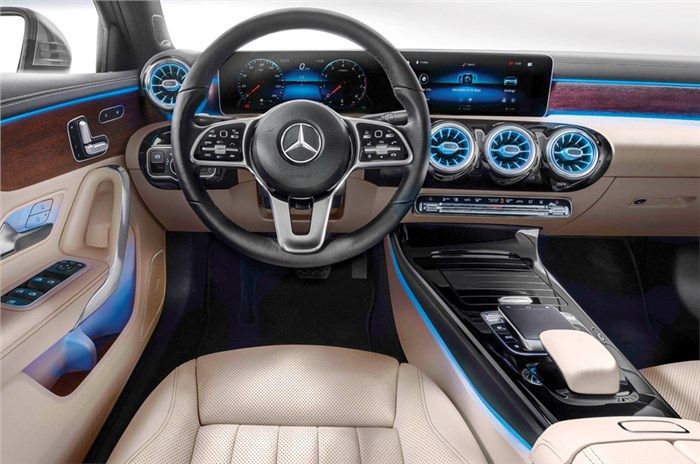 20190226054505_Mercedes-A-class-sedan.jpg