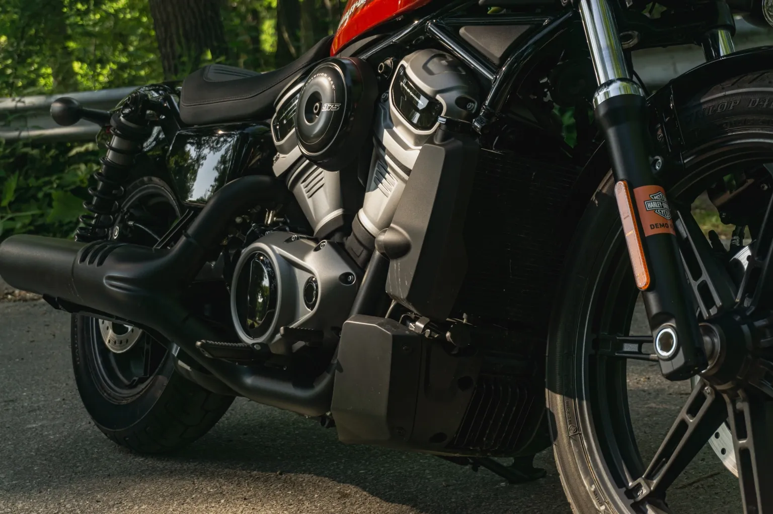 2022-Harley-Davidson-Nightster-engine-and-radiator