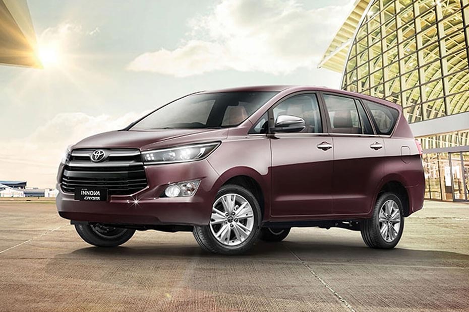 Toyota Innova Crysta Left Side Front View