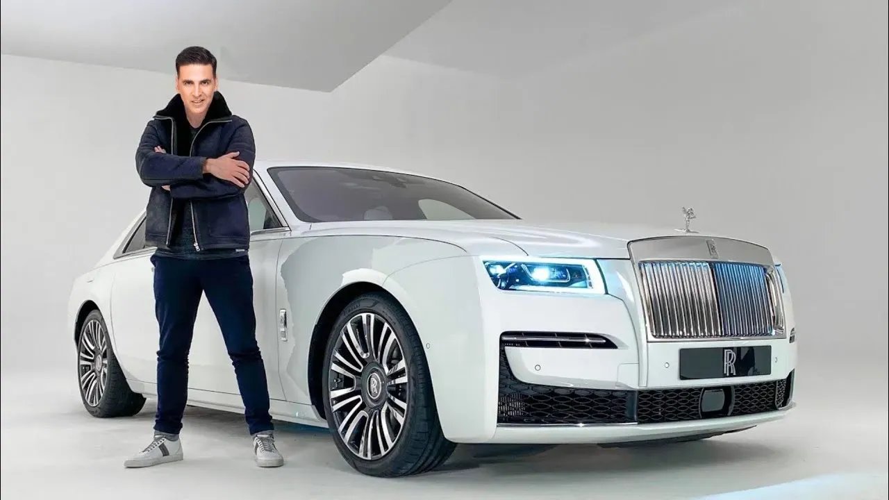 Akshay kumar Rolls Royce Phantom VII