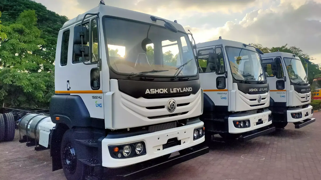 Ashok Leyland's Total CV Sales Declined in July 2024, Sold 11,914 Units