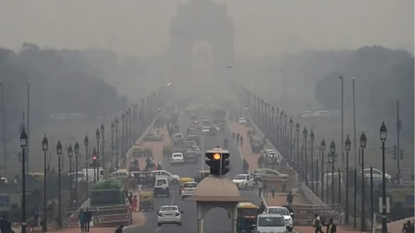 GRAP Stage IV in Delhi-NCR: What’s Banned and What’s Allowed
