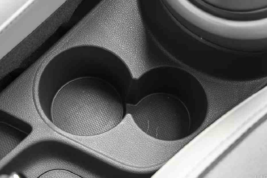 Hyundai Grand i10 Nios Cup Holder