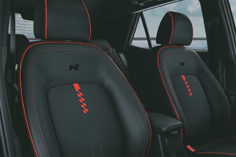 Hyundai-Venue-N-Line-seats