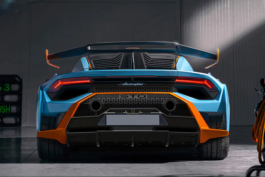 lamborghini Huracan EVO rear view