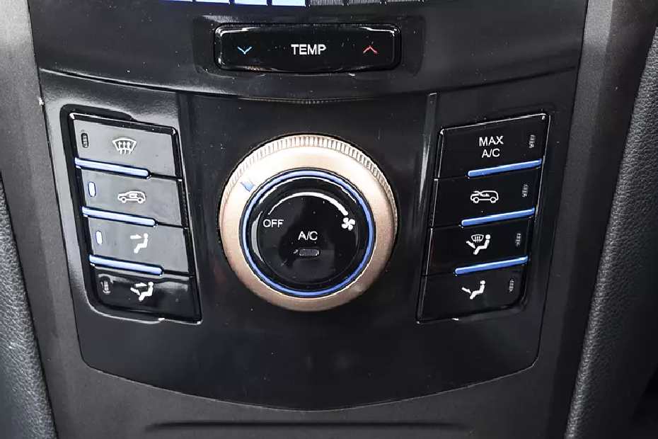 Mahindra XUV400 EV AC Control