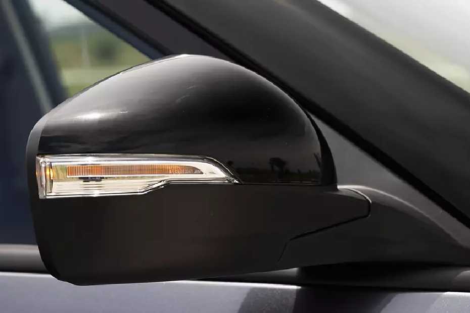 Mahindra XUV400 EV Side Mirror