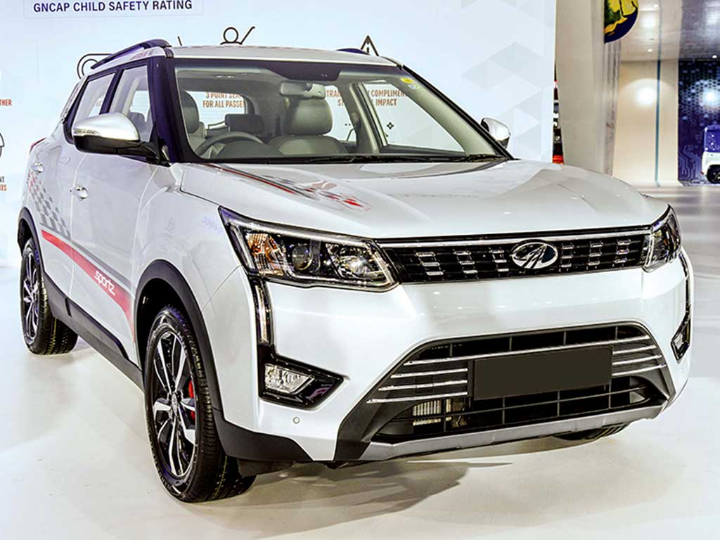 Mahindra XUv300 Sportz