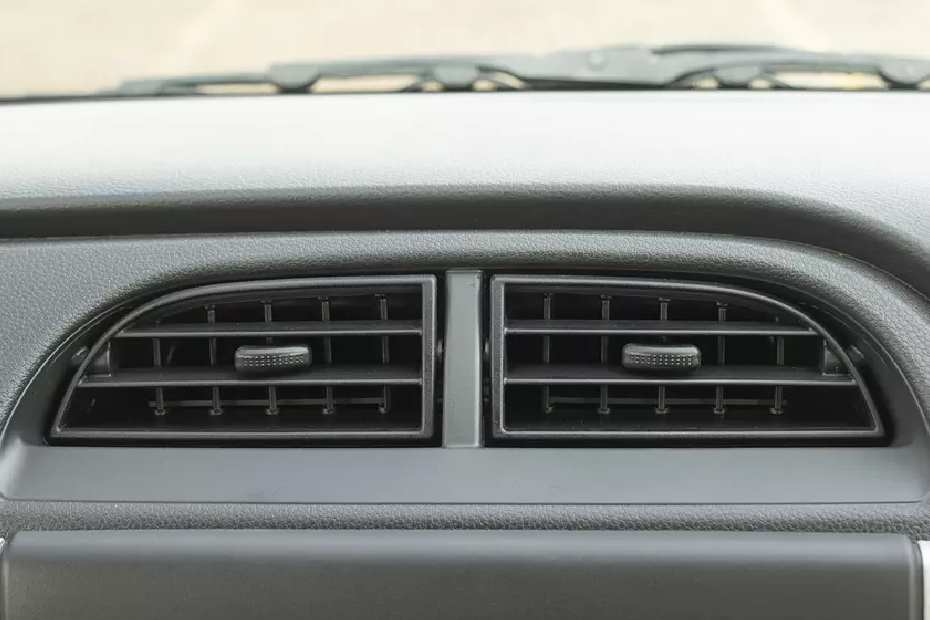 Maruti Alto K10 Front Centre Air Vents