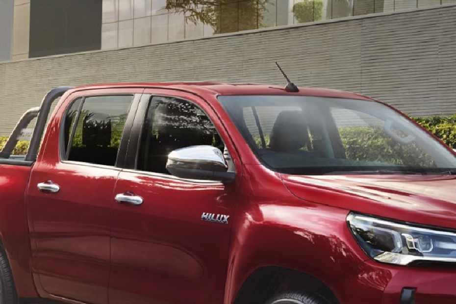 Toyota Hilux Antenna