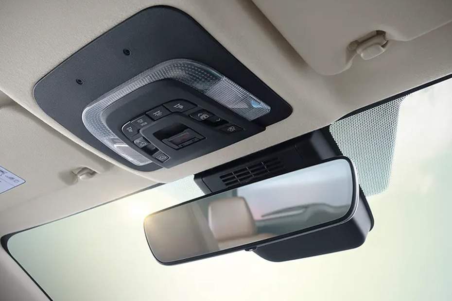 Toyota Innova Hycross Rear View Mirror_Courtesy Lamps