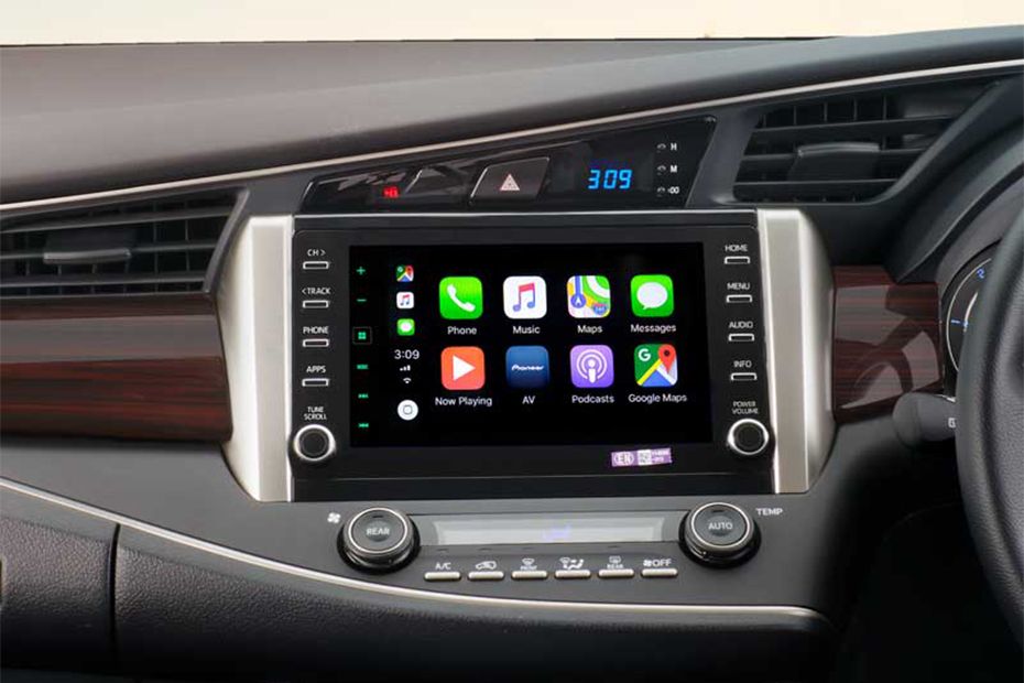 Innova Crysta apple carplay & android auto