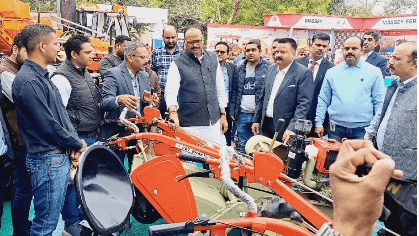 VST Tillers Tractors Showcases Cutting-Edge Agricultural Solutions at UP Agrotech 2024