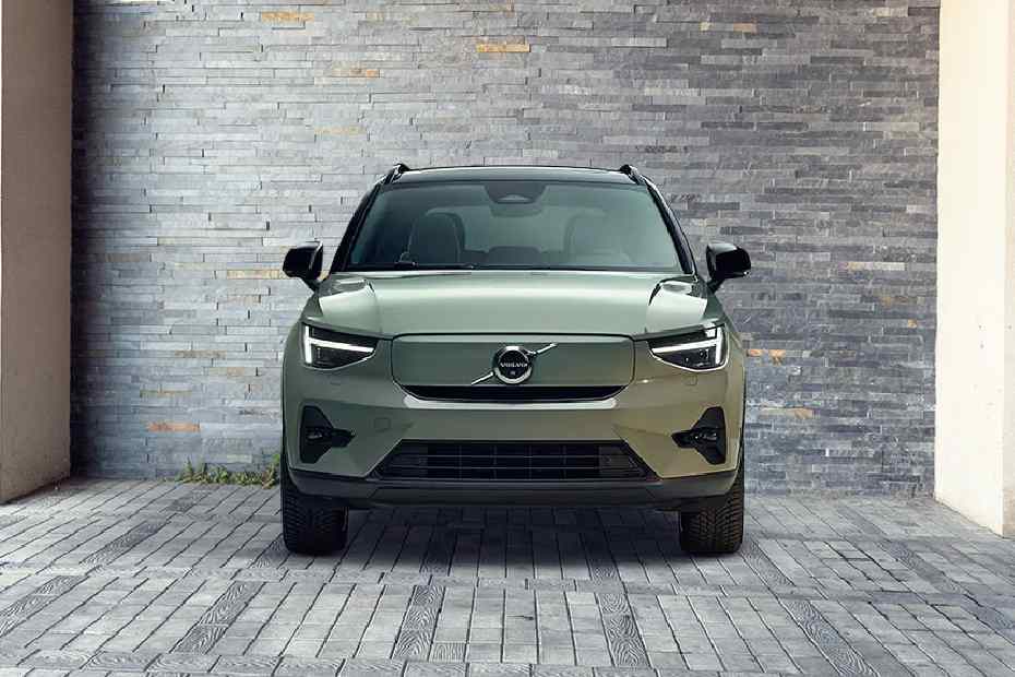 Volvo XC40 Recharge Front View