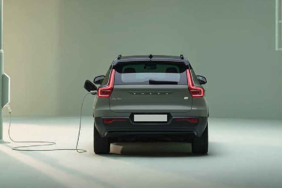 Volvo XC40 Recharge Rear View