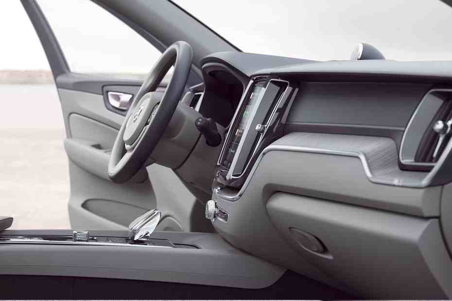 Volvo XC60  Dashboard