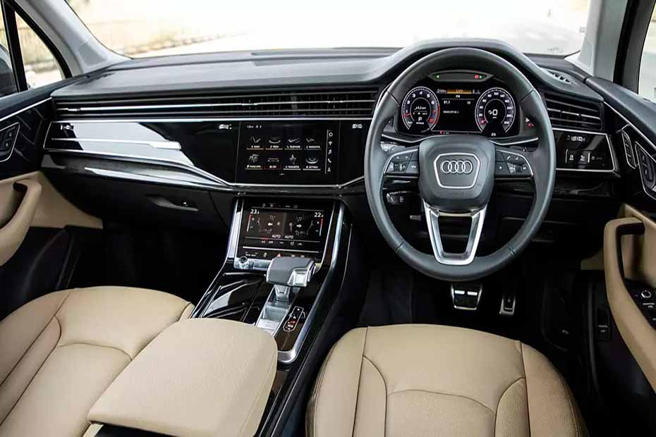 Audi-Q7 Dash Board