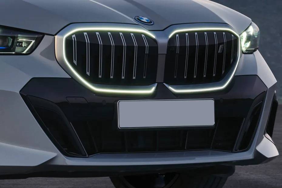 BMW  5 Series 2024 Grille