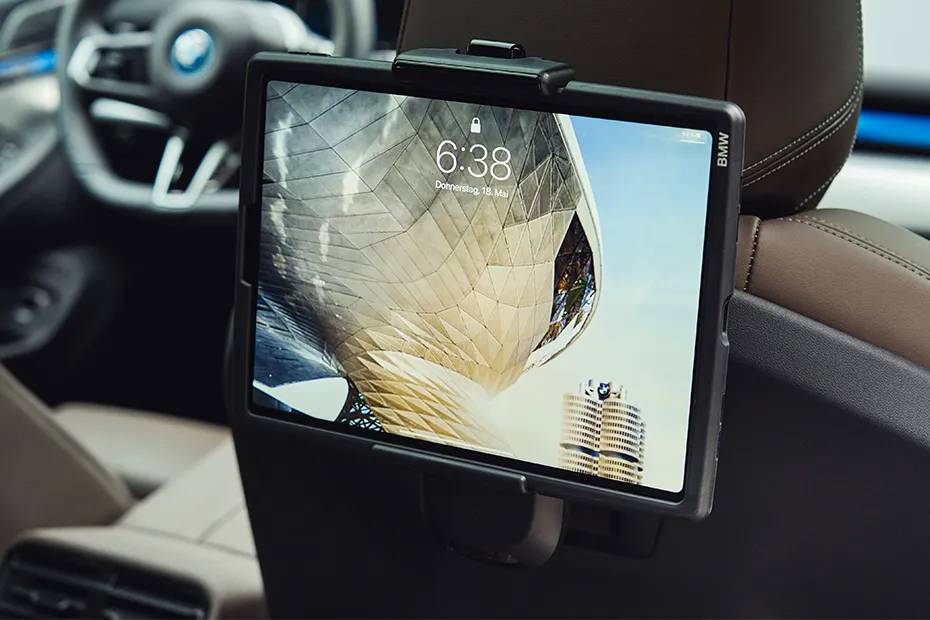 BMW 5 Series Screen