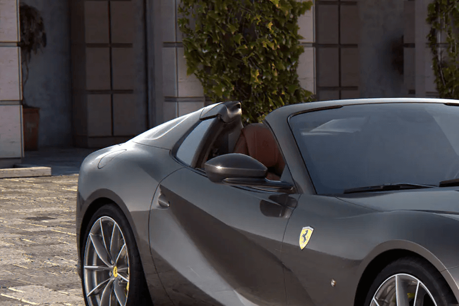 Ferrari 812 Image