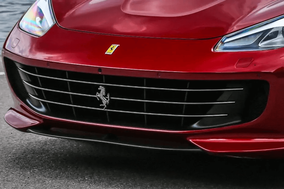 Ferrari GTC4 Lusso Image