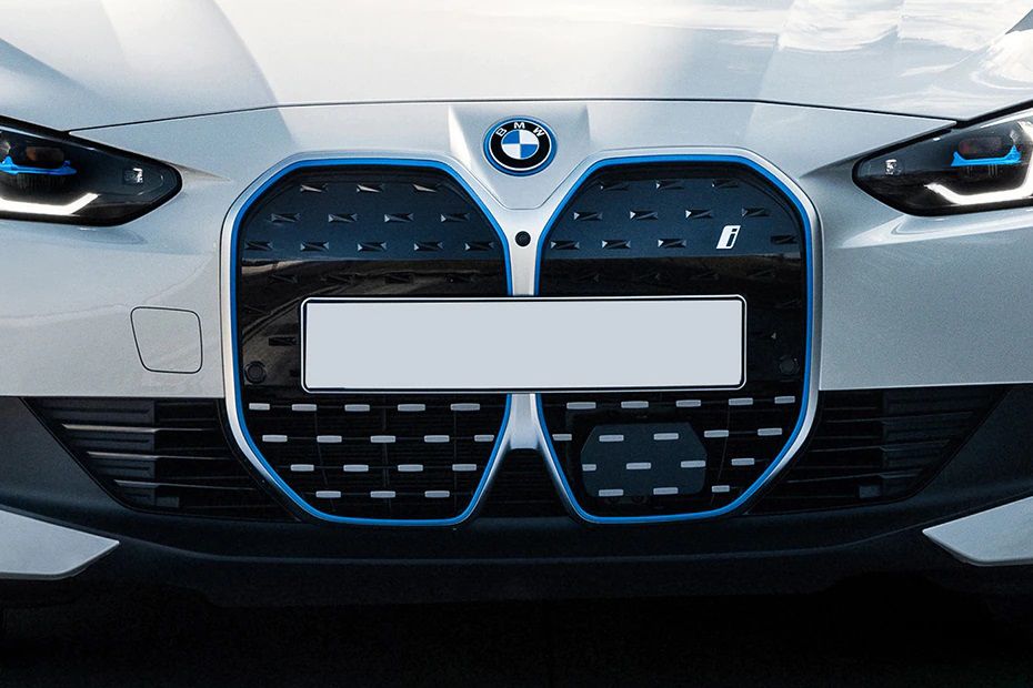 BMW i4 grille