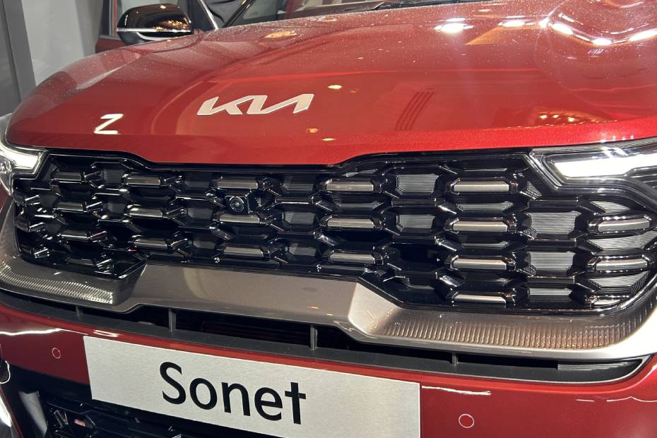 Kia Sonet Grille