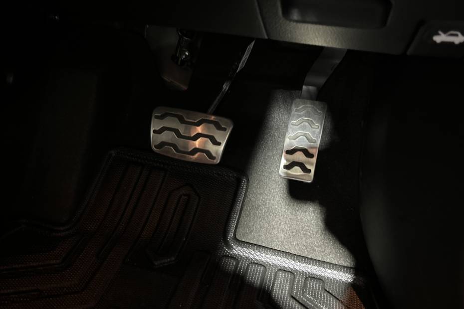 Kia Sonet Pedals/Foot Controls