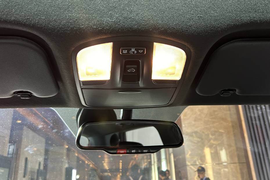 Kia Sonet Sunroof Controls And Cabin Light Controls