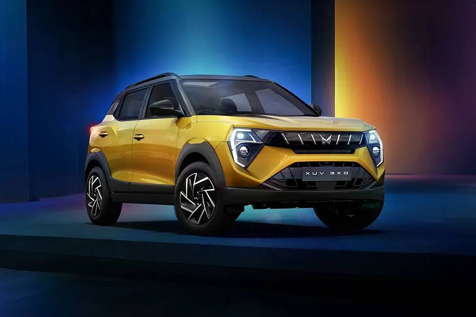 Mahindra XUV 3XO Front Right Three Quarter