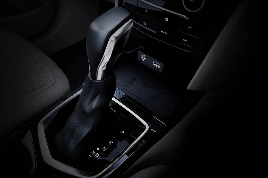 Mahindra XUV 3XO Gear Shifter