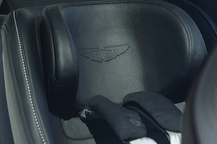 Aston Martin DBX headrest