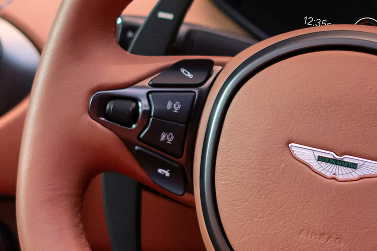 Aston Martin DBX steering left control