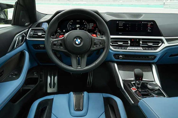 BMW M4 Competition Dashboard