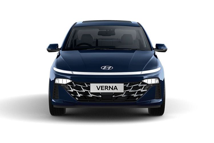 Hyundai_Verna_Front