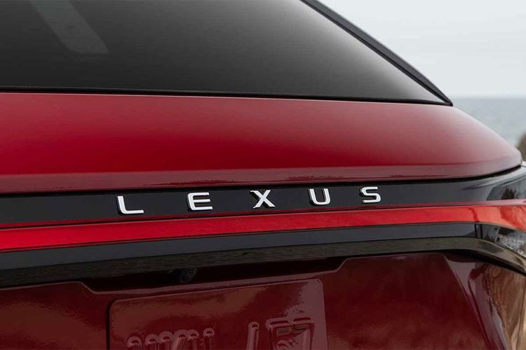 Lexus-RX_350h_rear-view
