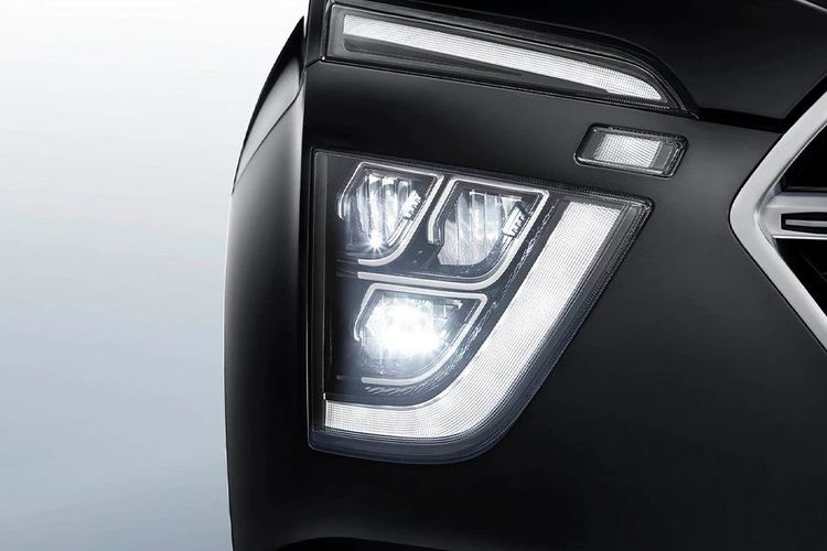 Hyundai Creta headlight