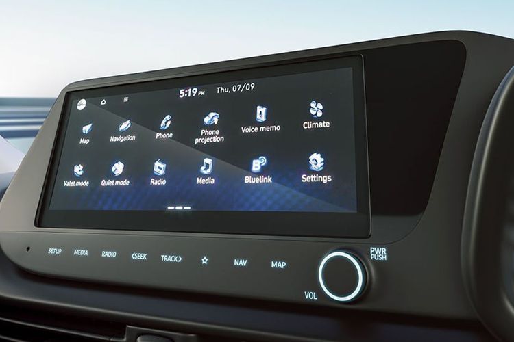 Hyundai i20 Facelift Infotainment System