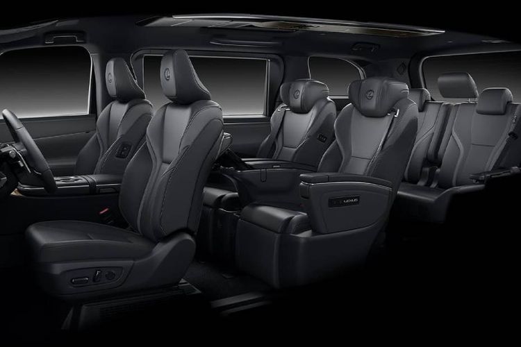 Lexus LM 7 Seating