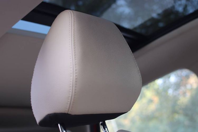 MG Hector Front Seat Headrest