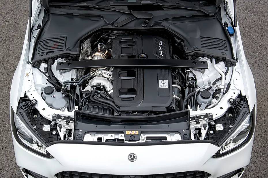 Mercedes Benz AMG C 43 Engine