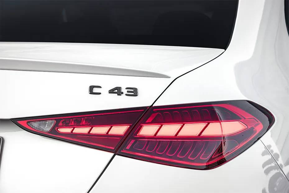 Mercedes Benz AMG C 43 Tail Light