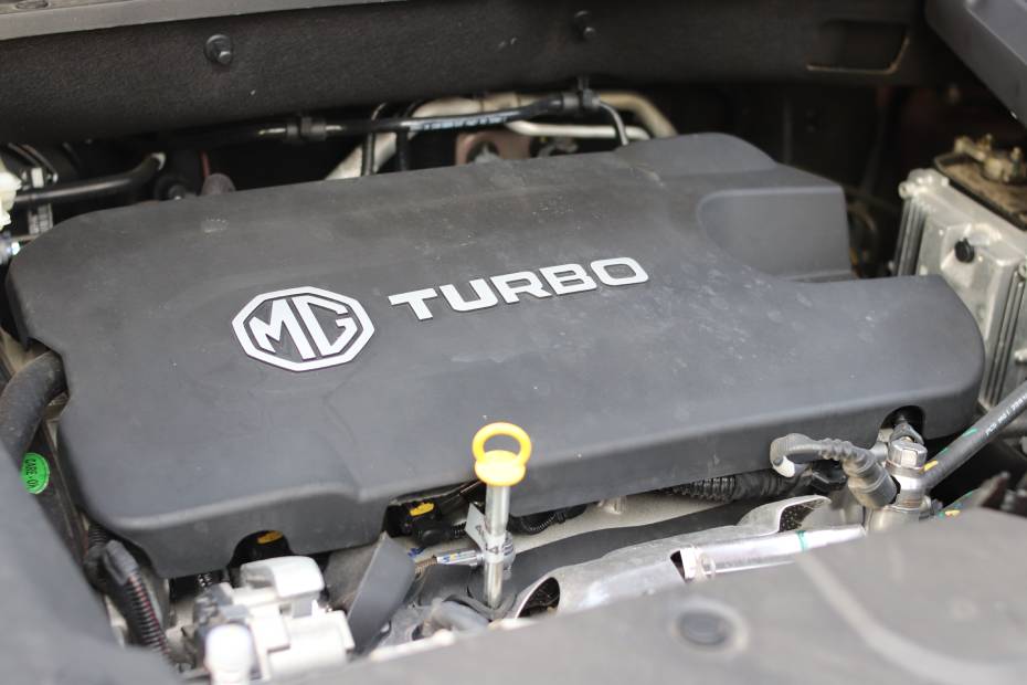 MG Hector Engine