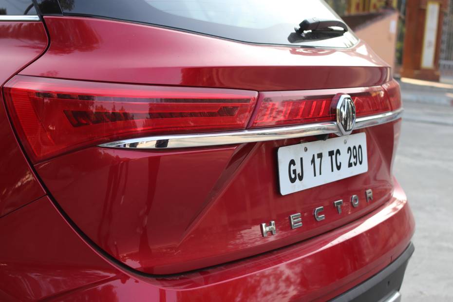 MG Hector Left Side Rear View