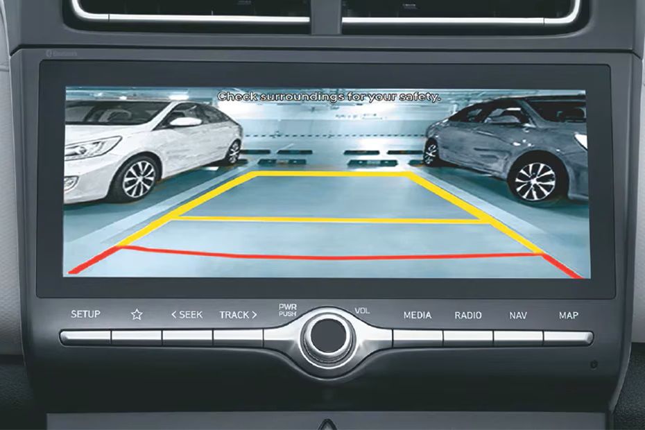 Hyundai Creta parking camera display