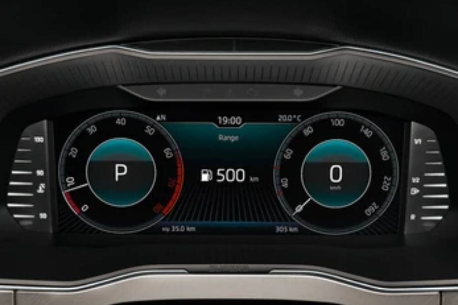 Skoda Superb Facelift Speedometer