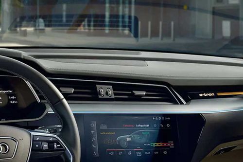 Audi e-tron Front Air Vents