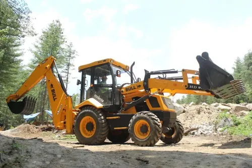 BULL HD 100 Backhoe Loader
