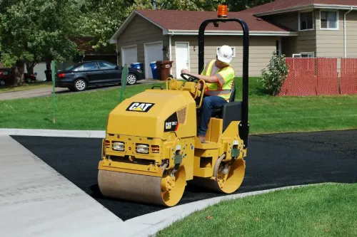 CAT CB1.7 Compactor