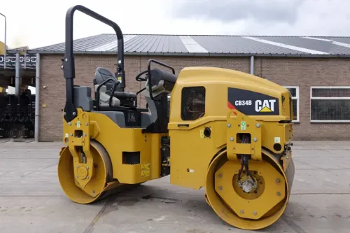 CAT CB34B Compactor